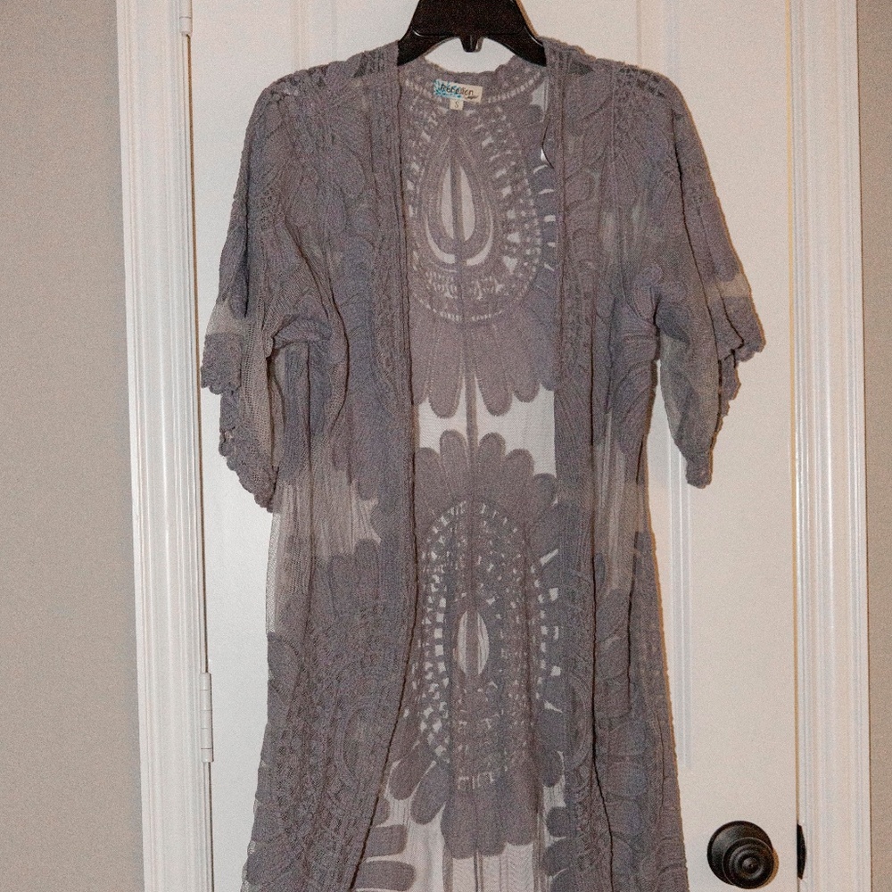 Gray Lace Long Shortsleeved Shaw\Sweater